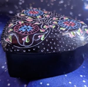 Lot of 2 handmade soapstone boxes with lids, new 💜